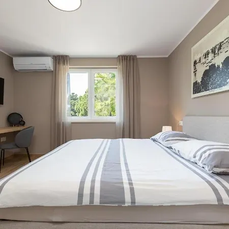 By The Sea - 24666 아파트 *