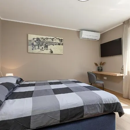 아파트 By The Sea - 24666 *