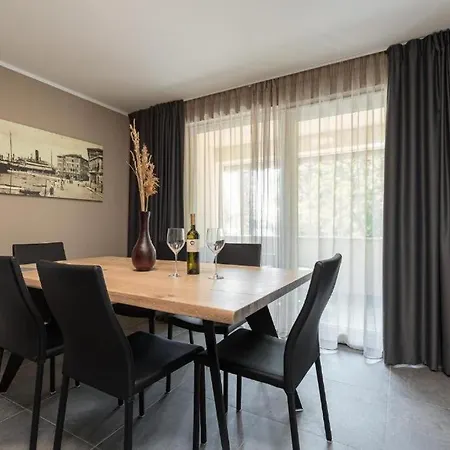 By The Sea - 24666 Apartment Porec